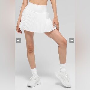 Alo Yoga Grand Slam Tennis Skirt in White size small